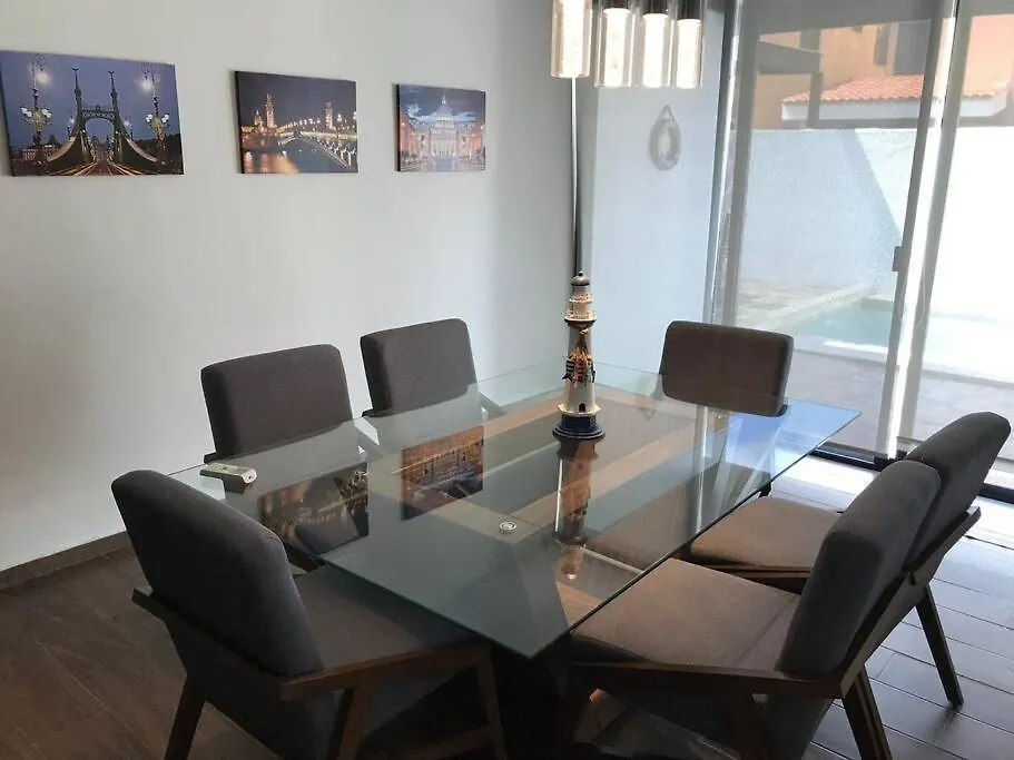 Great House Up To 9, Close To Galerias Merida! 0*, Merida