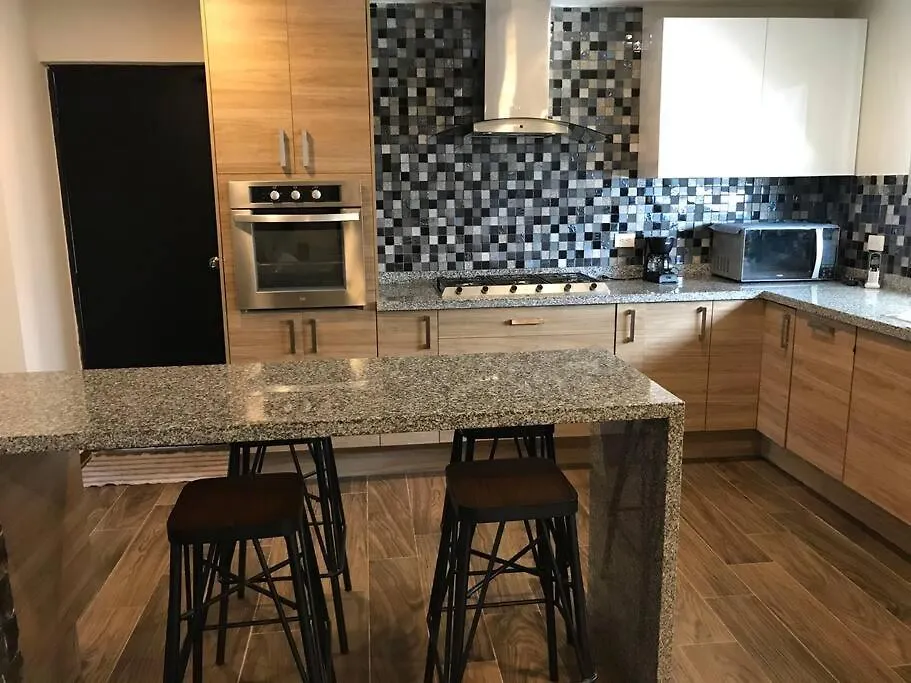 Great House Up To 9, Close To Galerias Merida!