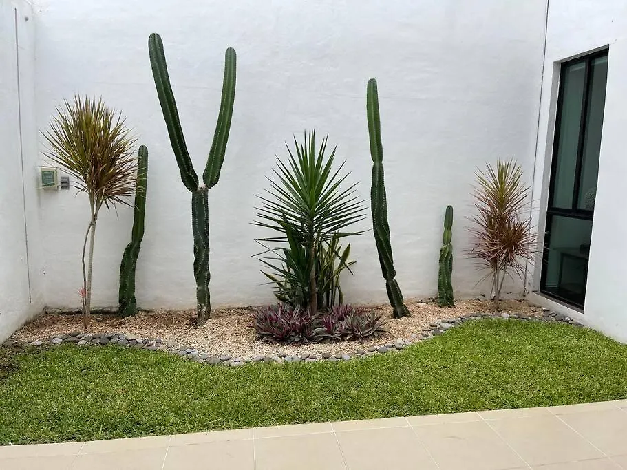 Great House Up To 9, Close To Galerias Merida! Merida